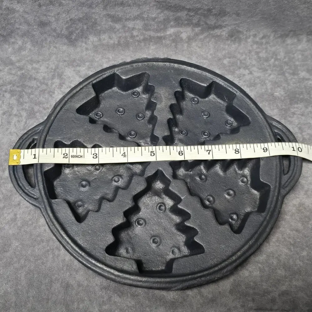 Vintage Cast Iron Christmas Tree Round 10